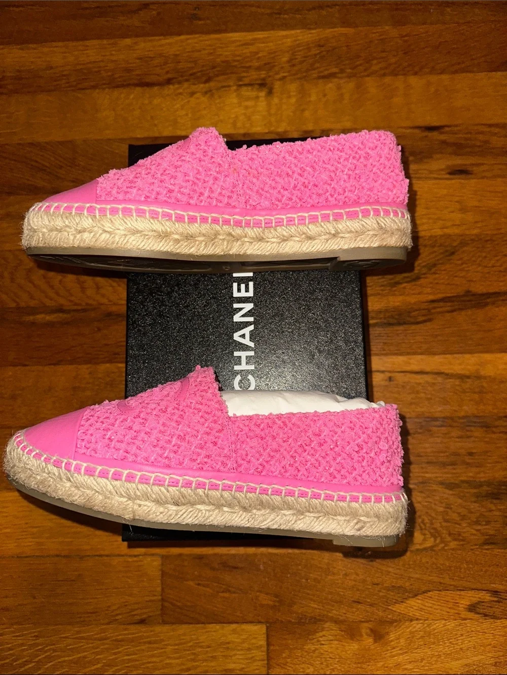 NWT Chanel Pink 2024 Interlocking CC Logo Espadrilles